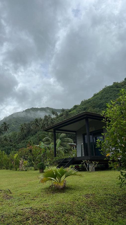 Teahupo'o Swell Lodge Bungalow
