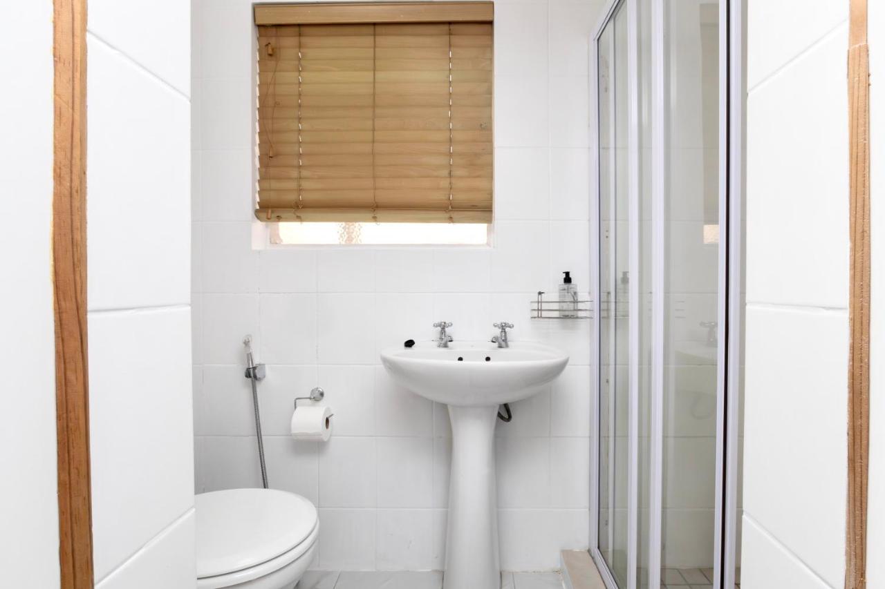 Serena Inn Room 3 - 2