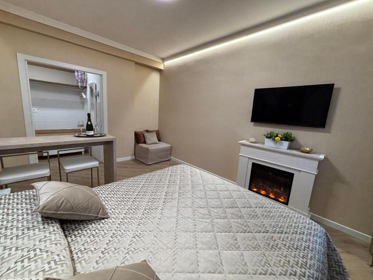 Saint Peter's Sunset View Luxury Apartment - 5