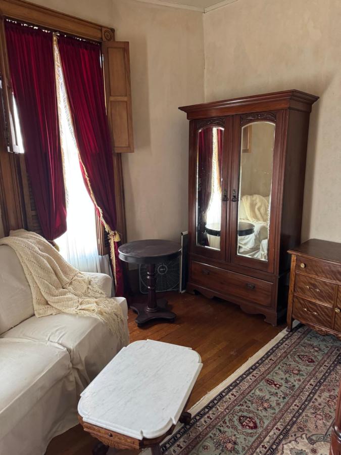 A White Rose Bed & Breakfast — photo 5