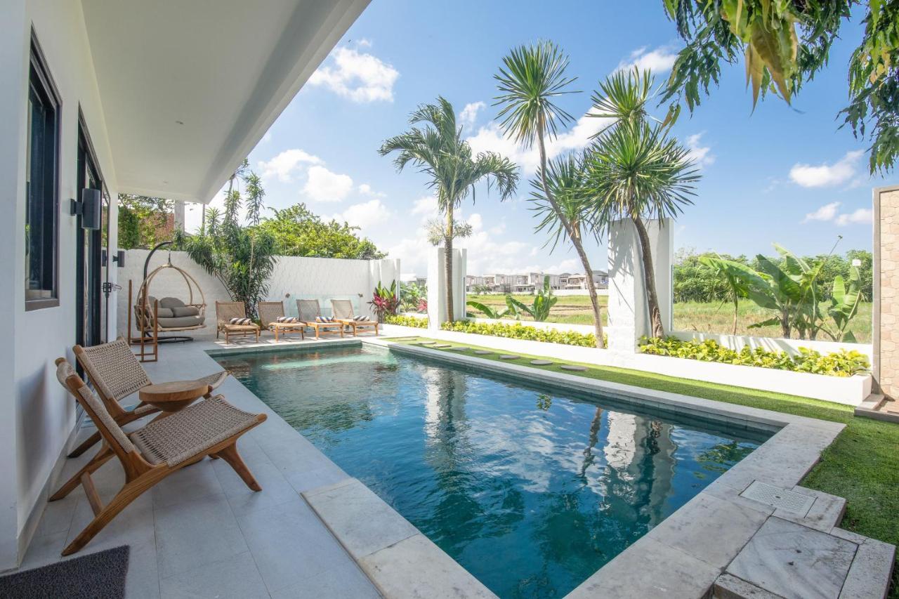 4 Bd Seminyak Retreat Rice Fields 4mins to Beach