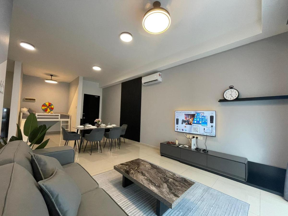 HM Dream D'Carlton GAME Mahjong up to 6paxs