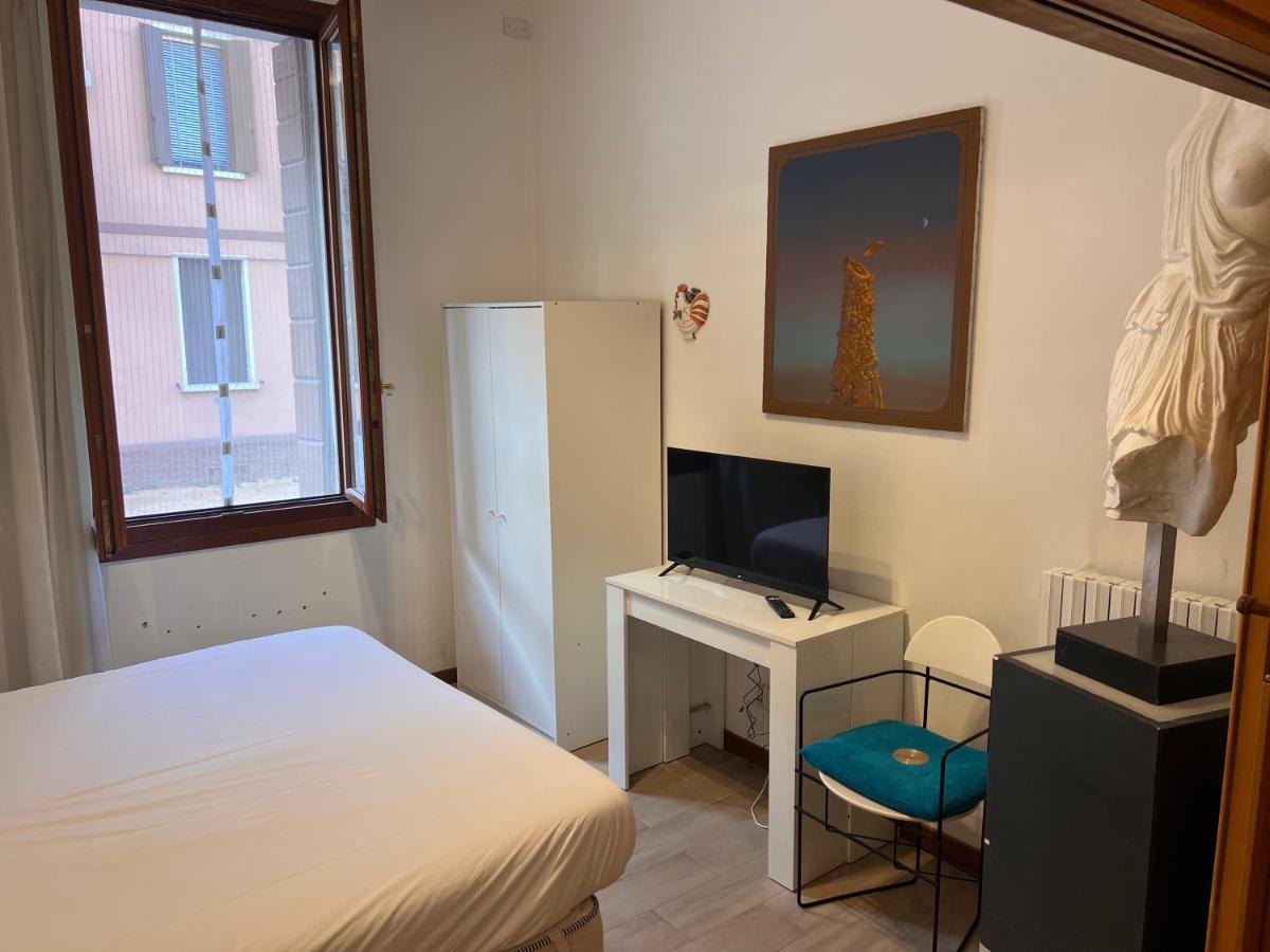 Venice, Arte and Cinema,10 min from Venice,Free Parking,WiFi, Via Nervesa 4 - 2