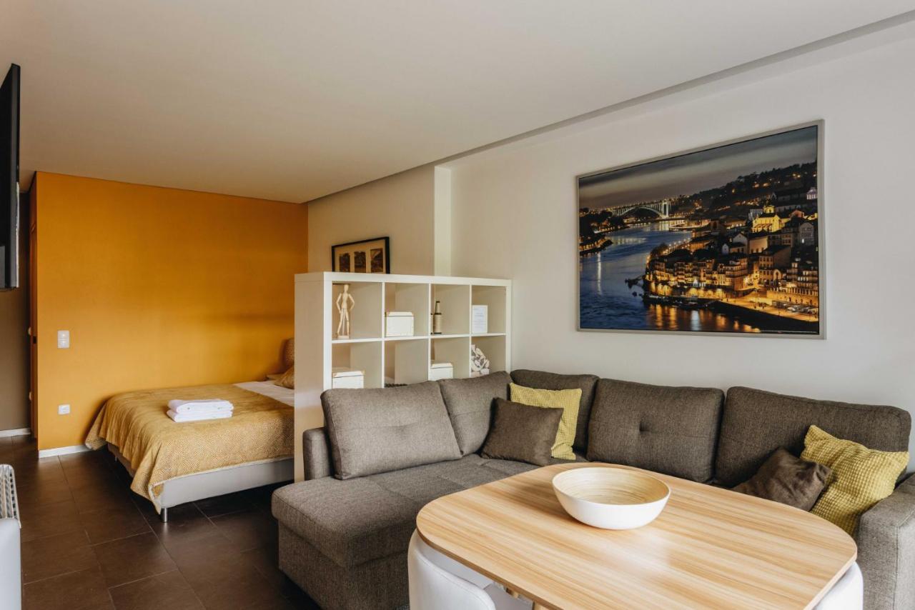 Budget-Friendly Studio with Balcony in Rosario - 2