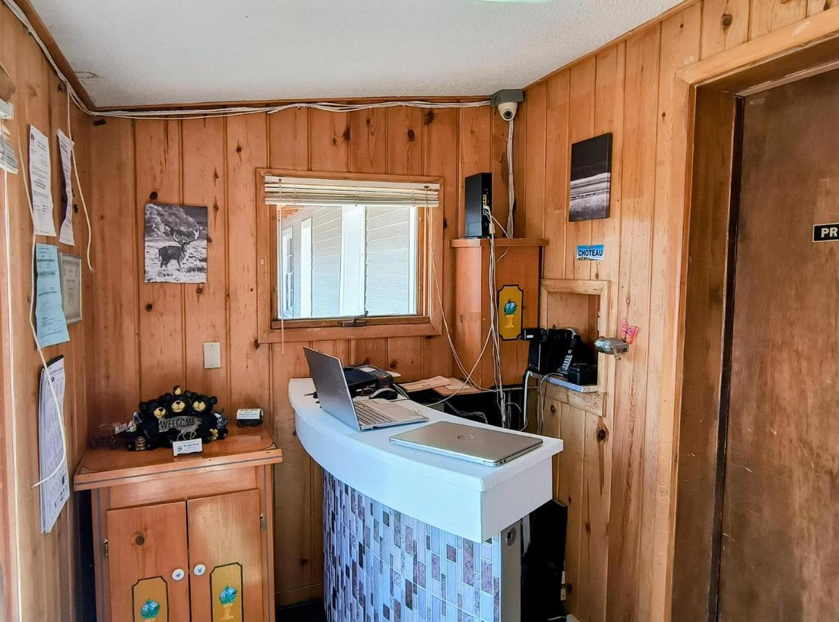 Big Sky Motel — photo 3