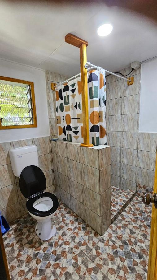 Queens Inn Studio Apartments - 3