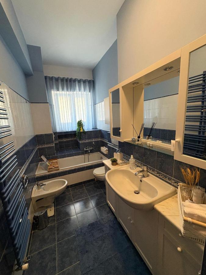 San Pietro Street 9 - 3