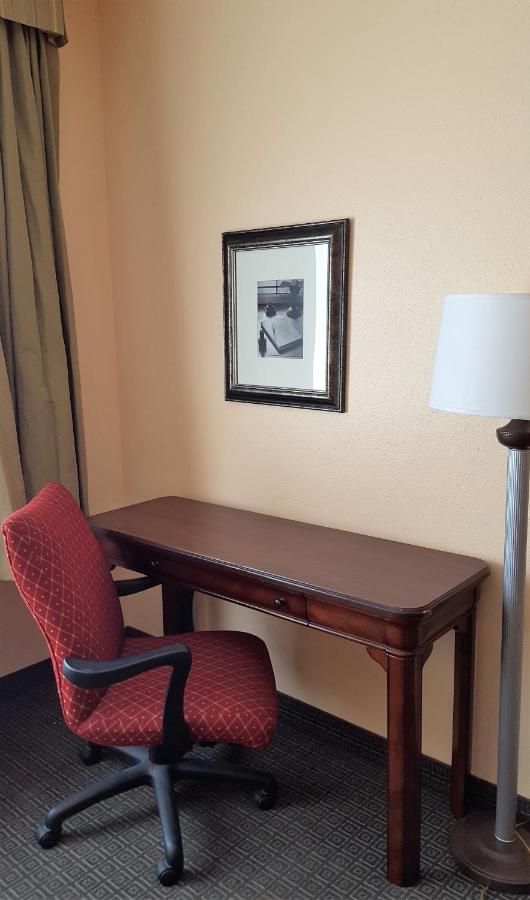 Americana Inn HOTEL — photo 18