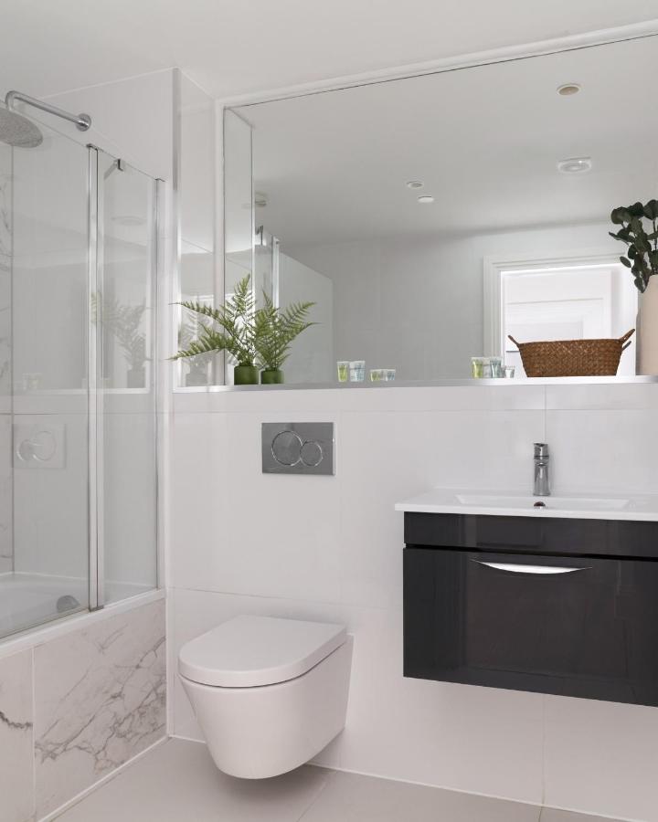 Oxford Circus Apartments by Calton Living - 5