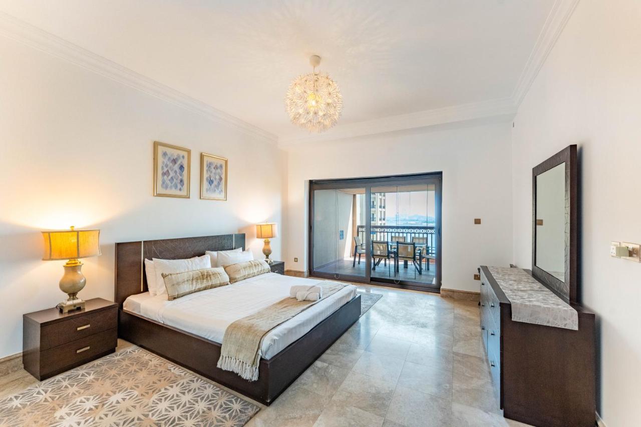 2 BR with Beach view in Fairmount Residence Palm by PK Holidays - 2