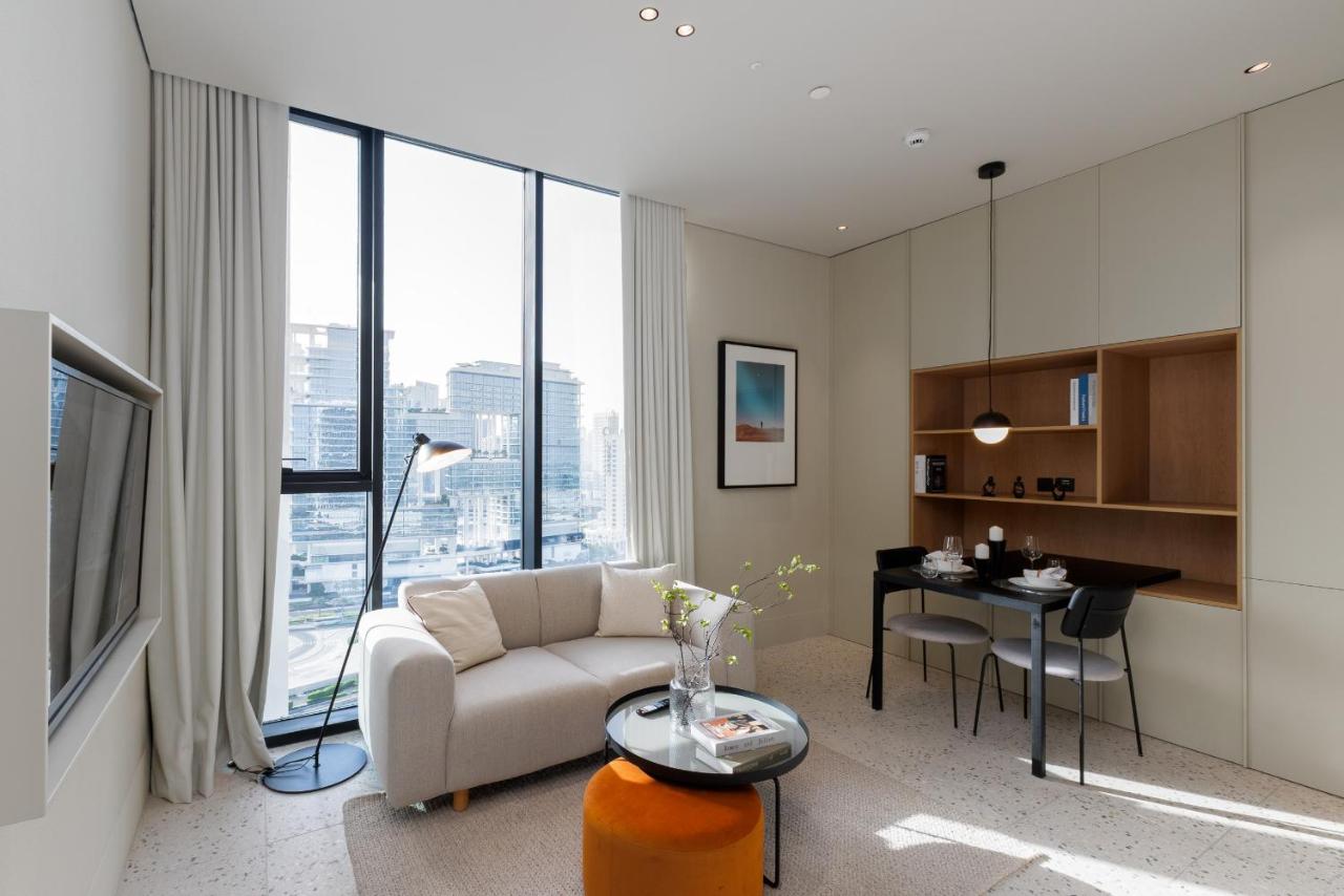 Upside Living, Burj Khalifa View, Business Bay - Mint Stay - 4