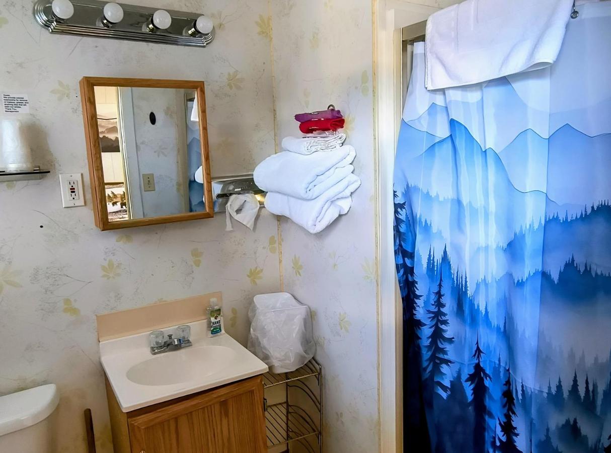 Big Sky Motel — photo 7