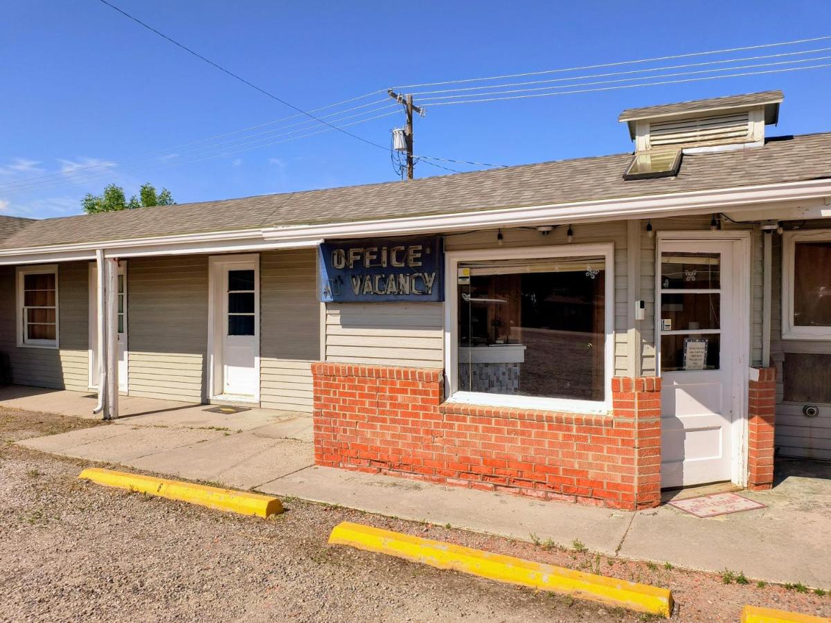 Big Sky Motel — photo 16