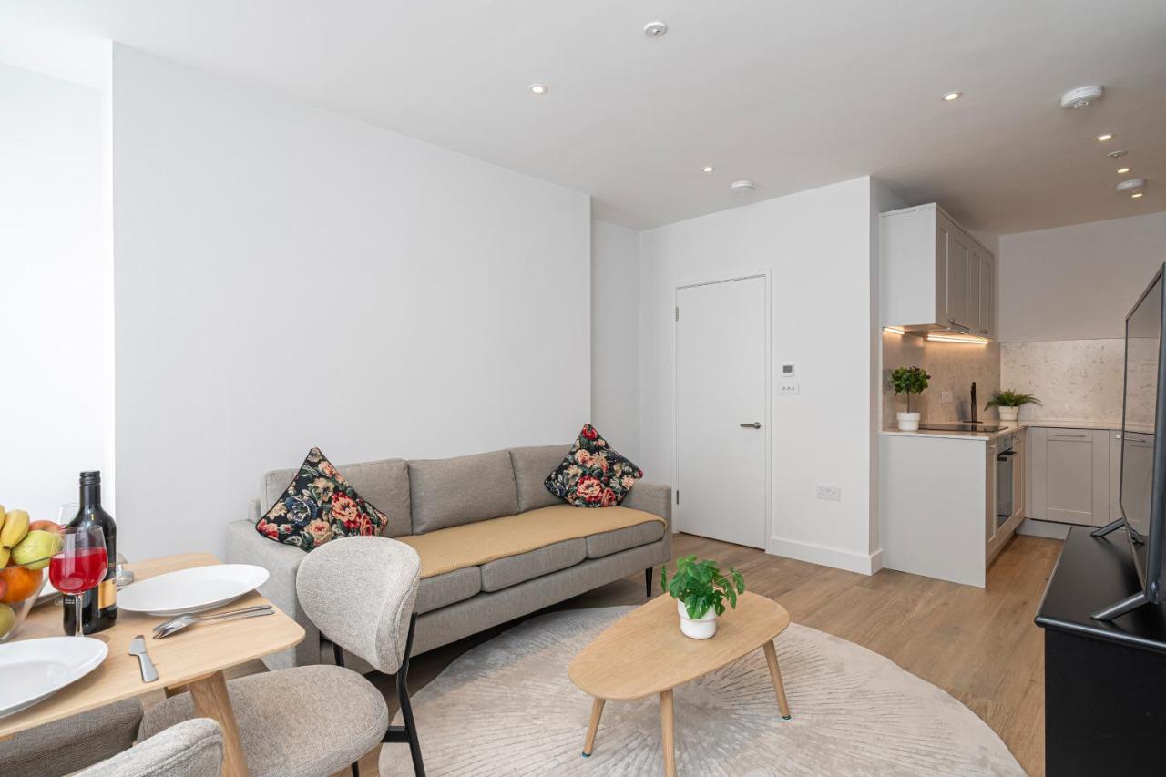 Chandos Place Residence - 4