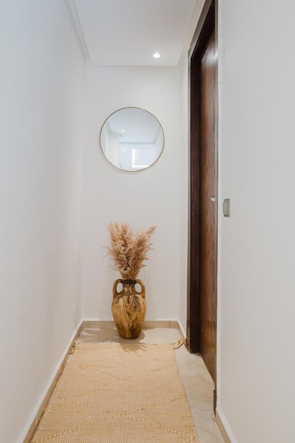 Duplex Style and Confortable au Centre de la Ville - 4