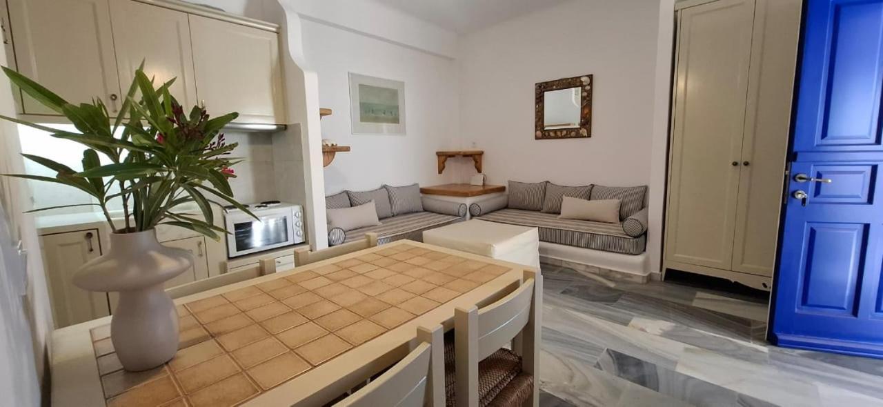 Cozy Island blue home - 5