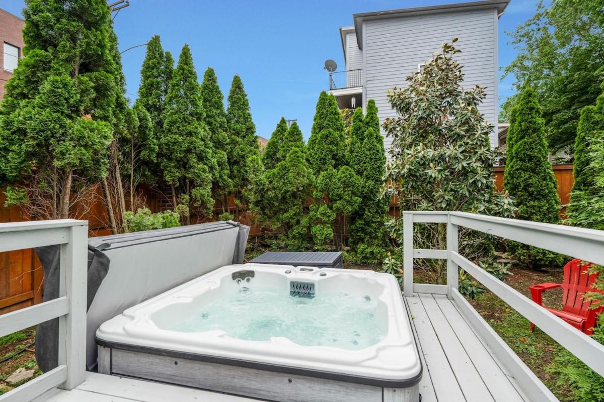 Germantown Old Grand House - 4