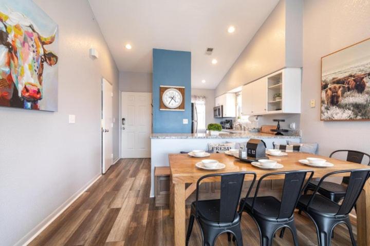 Holiday Hills Unit 548 — photo 4