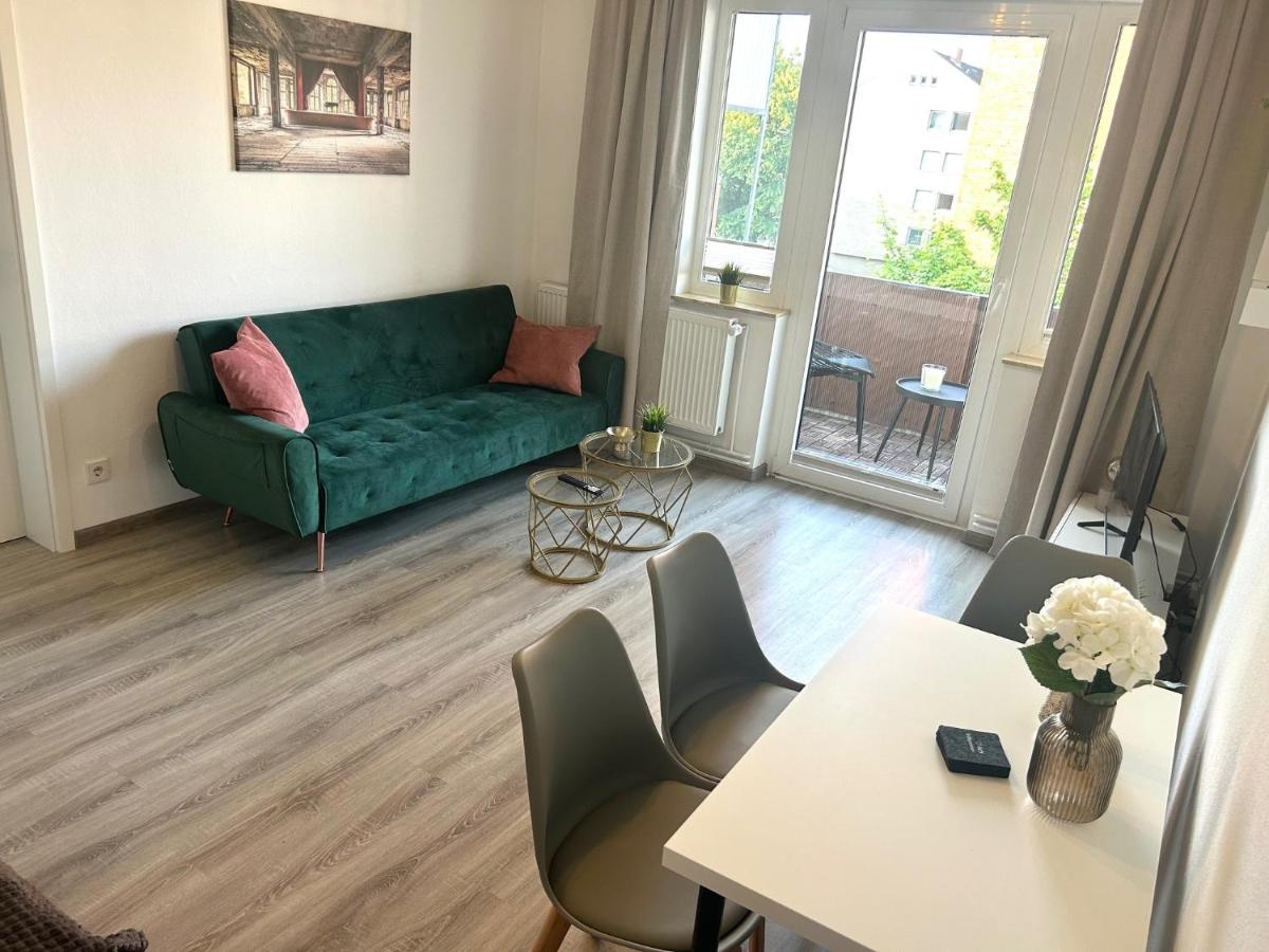 GÖH-moderne Wohnung in zentraler Lage, Balkon, self-check-in, WLAN, Netflix, DisneyPlus