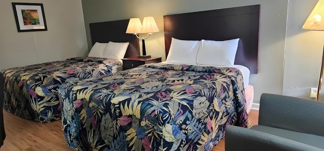 Astoria Hotel Danville West — photo 23