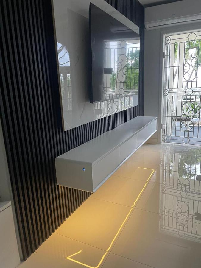 Tropical Escape Studio - 5 Min Walk to Ochi Beach & Nearby Hotspots - 3