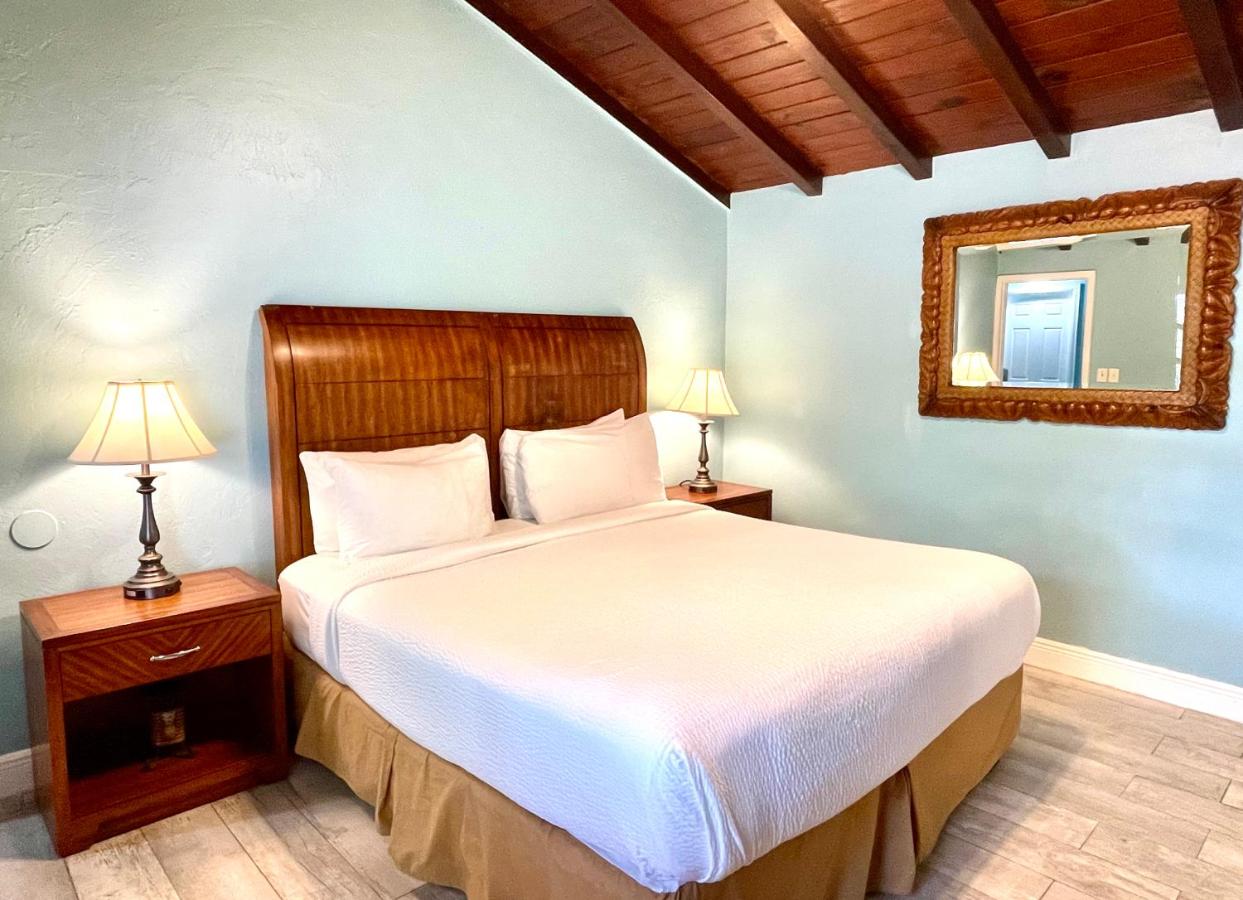 The Pelican Key Largo Cottages — photo 11
