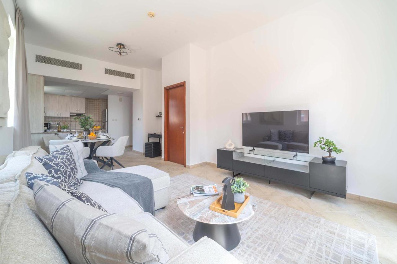 Frank Porter - Weston Court 1 - 3