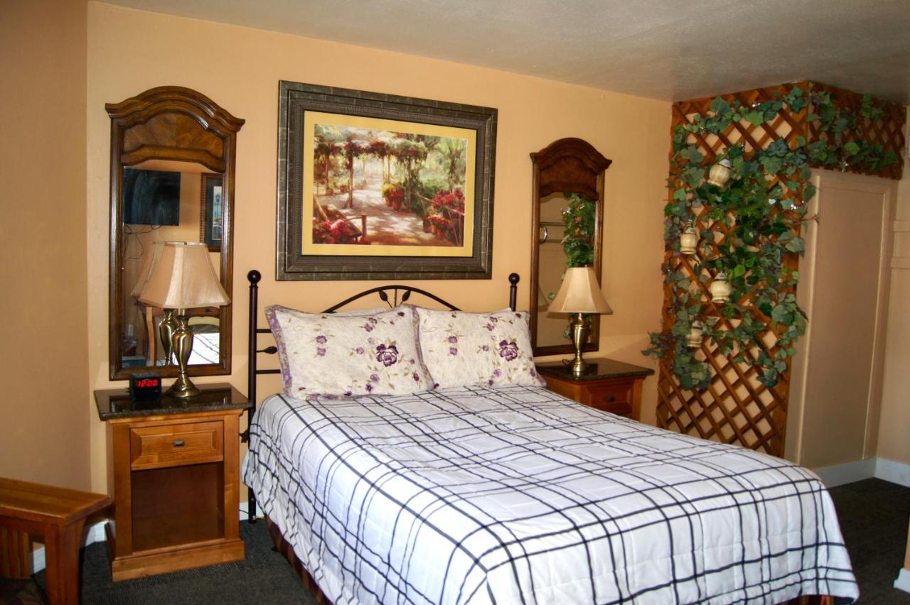 El Rancho Motel — photo 2