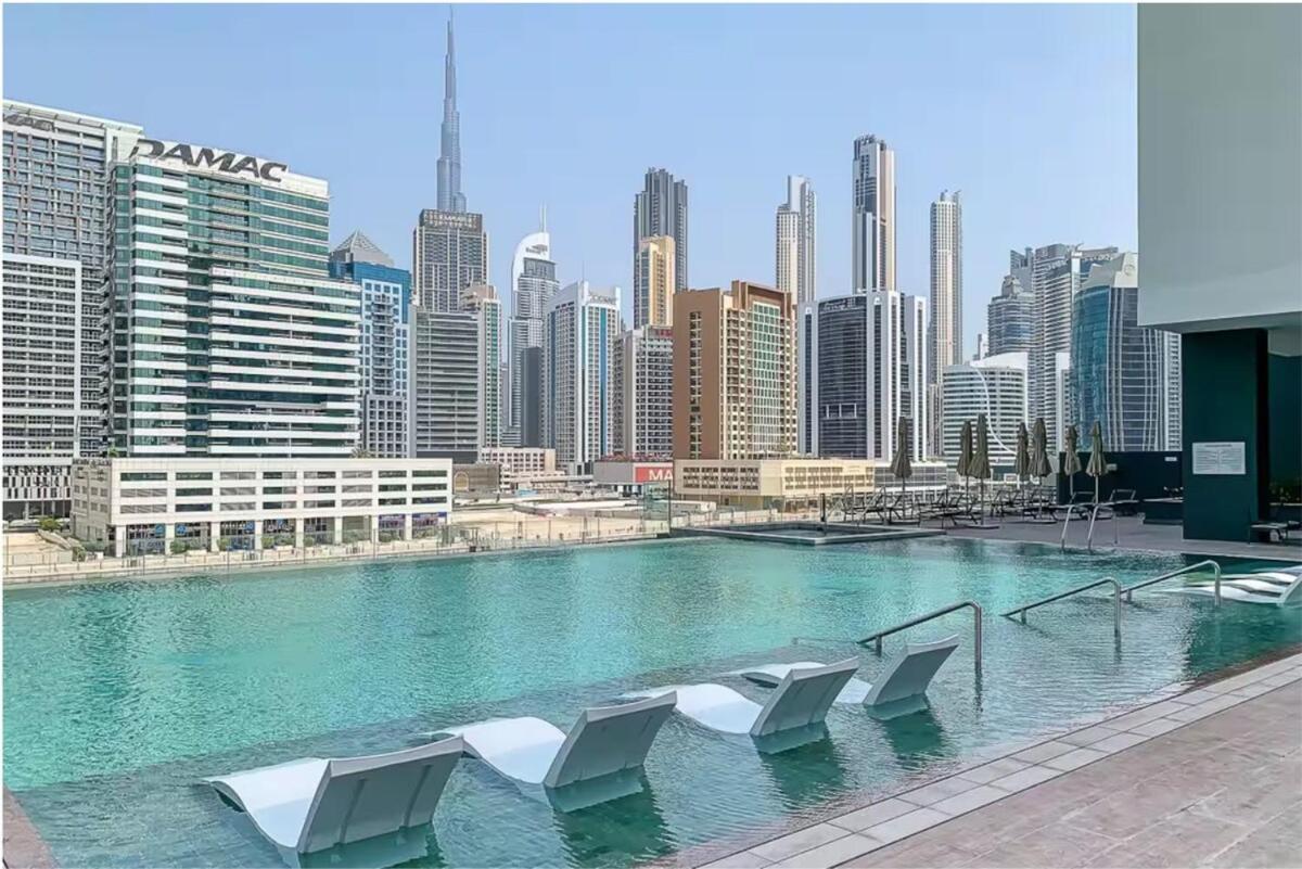 Luxury Apartment Burj Khalifa View Summer Offer