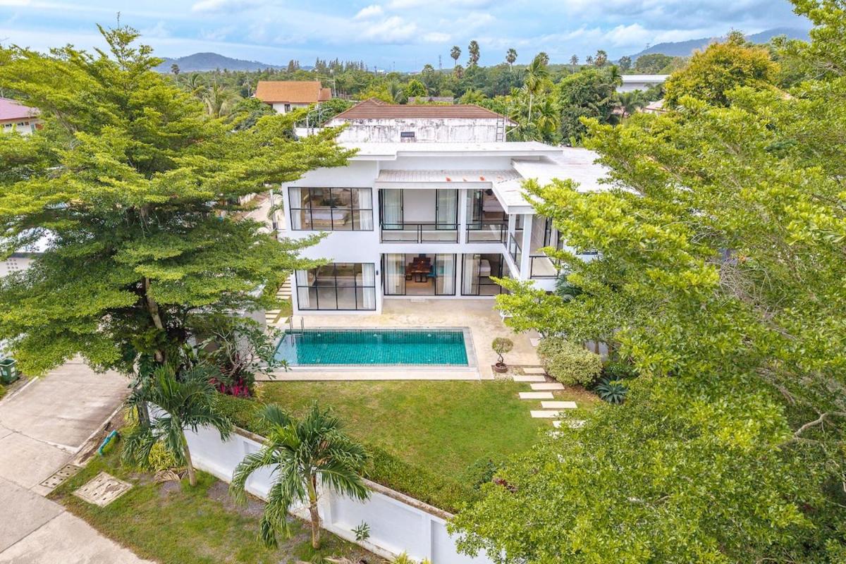 V212 One Of The Most Beautiful Villa In Phuket - 4