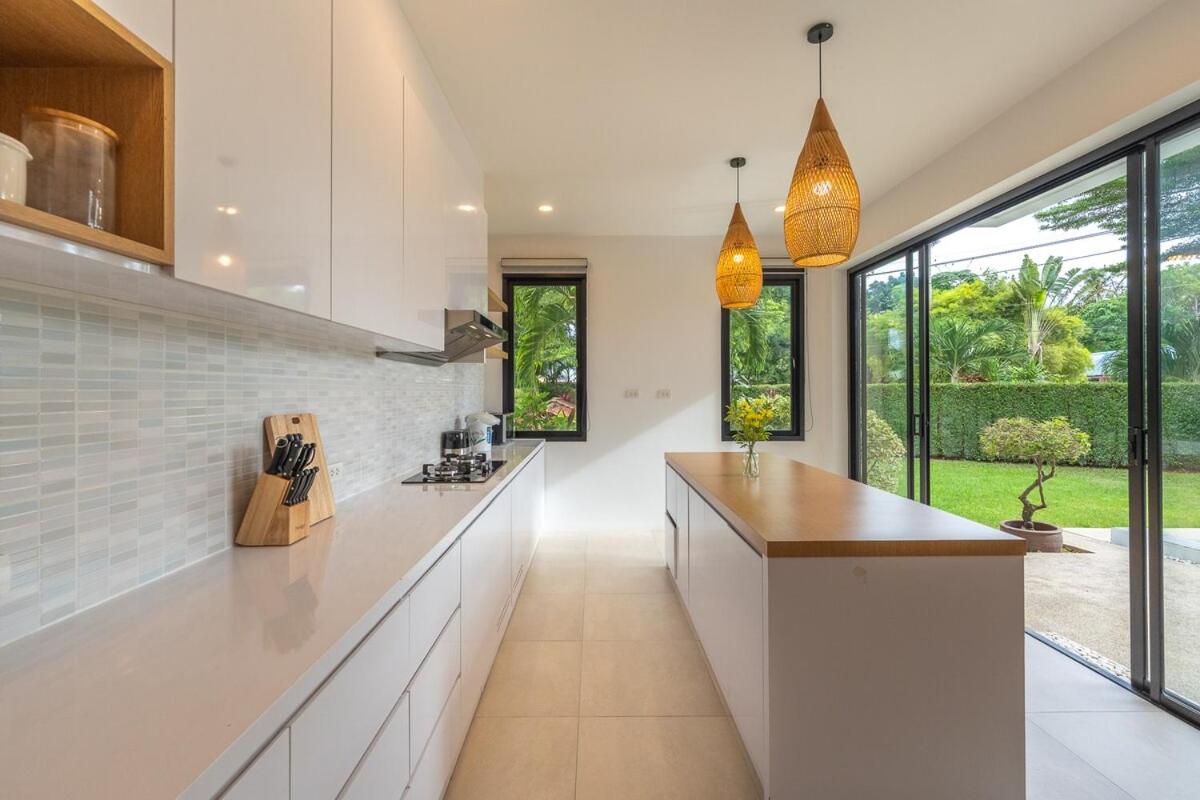 V212 One Of The Most Beautiful Villa In Phuket - 5