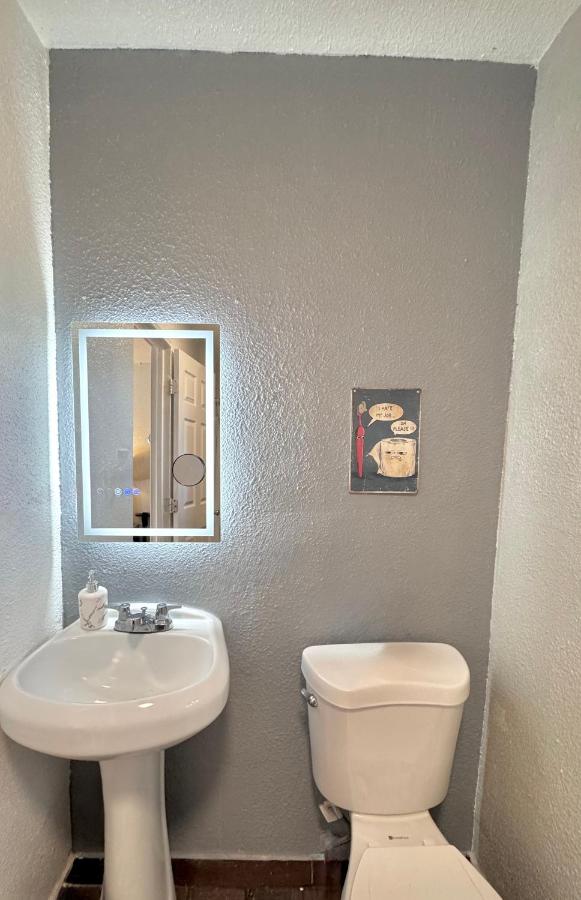 Budget Motel — photo 12