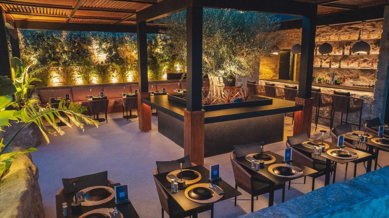 Ftelia Black Villas - 4