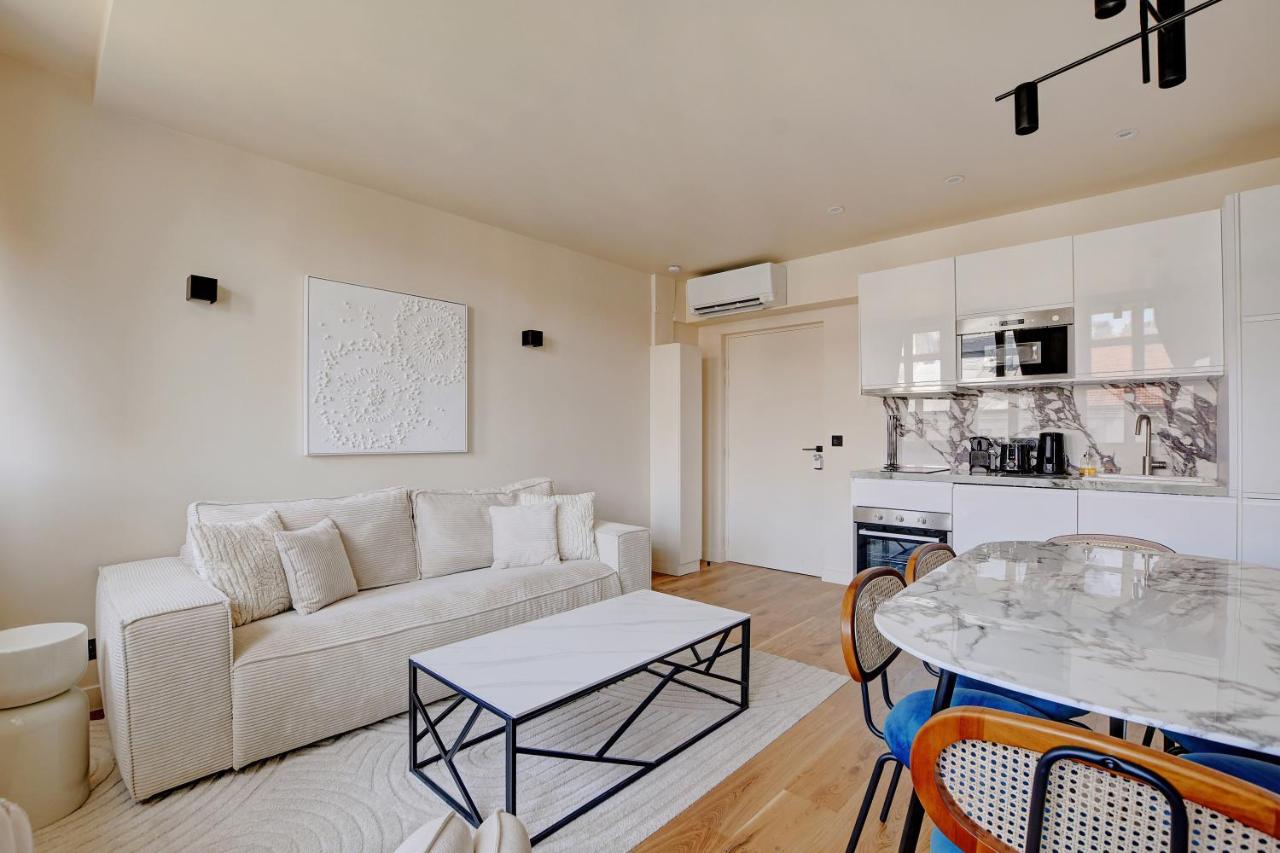 Pick A Flat's Apartments in Daumesnil - Avenue du General Bizot - 3