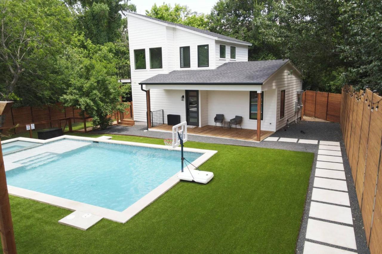 Catalina Guesthouse w/ Hot Tub and Pool