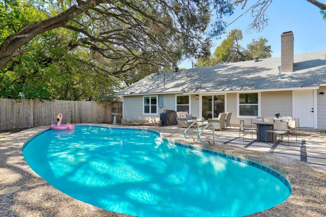 South Austin Home With Pool