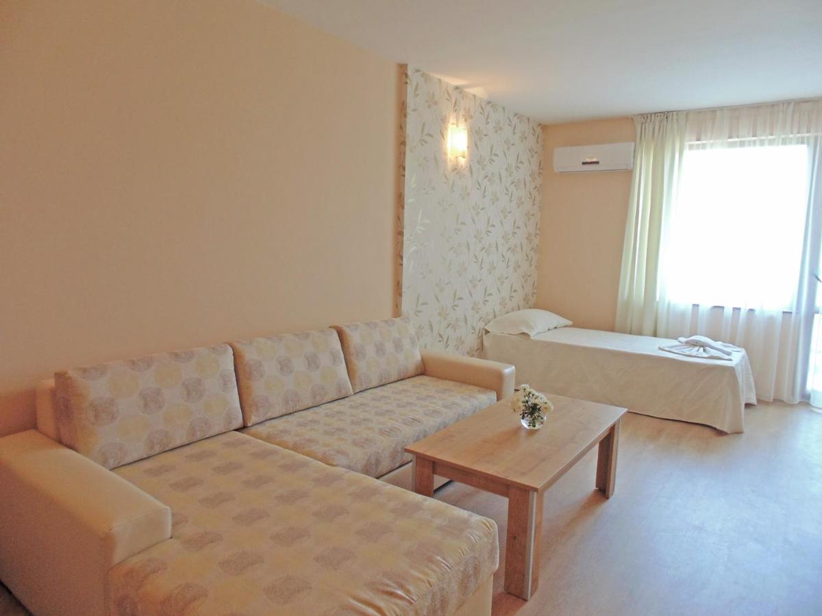 Relax Holiday Complex & Spa photo
