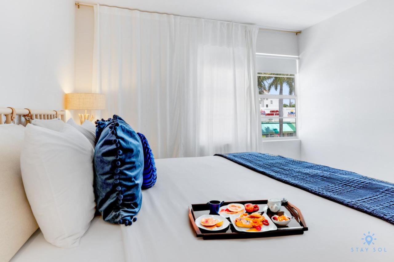 Spacious Apt 2 Blocks to Beach and Collins Park - 4