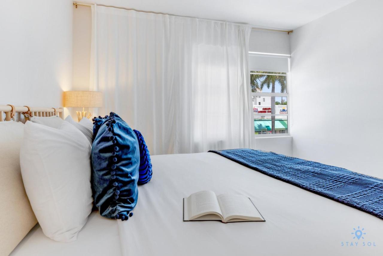 Spacious Apt 2 Blocks to Beach and Collins Park - 3