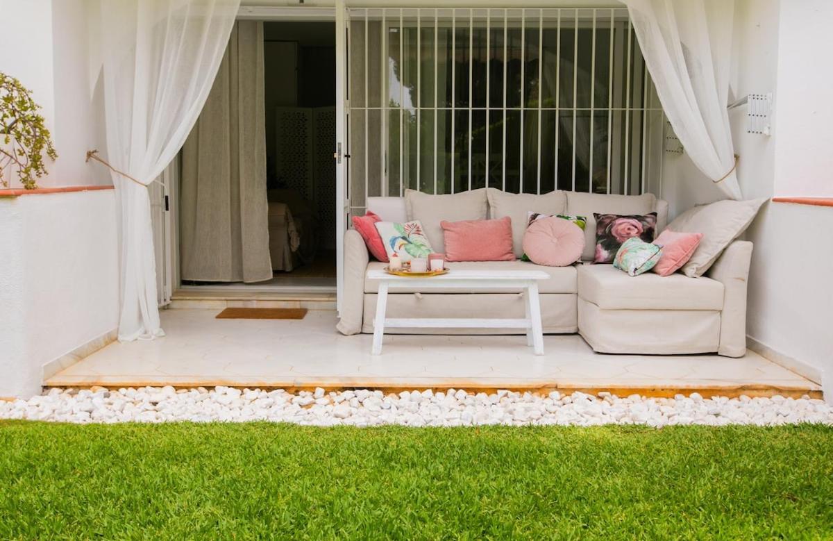 Stylish Boho Chic apartment 10 min walk from beach