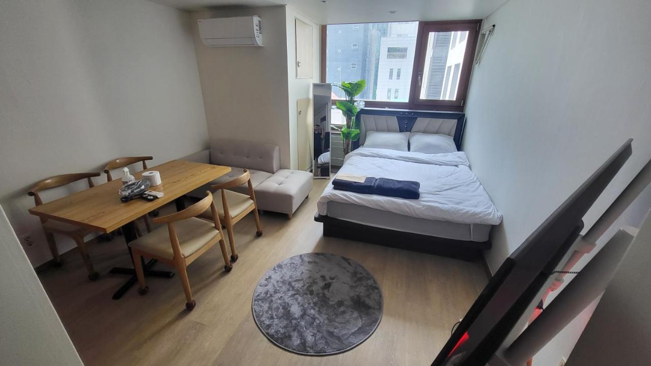 4-2926 #Gangnam Stn, 5-min #Yeoksam Stn, 3-min #OTT - 2