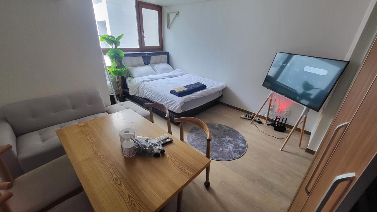 4-2926 #Gangnam Stn, 5-min #Yeoksam Stn, 3-min #OTT - 5