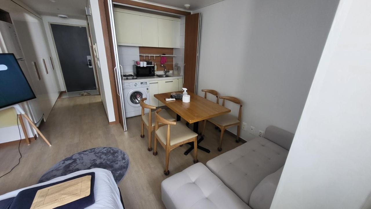 4-2926 #Gangnam Stn, 5-min #Yeoksam Stn, 3-min #OTT - 4