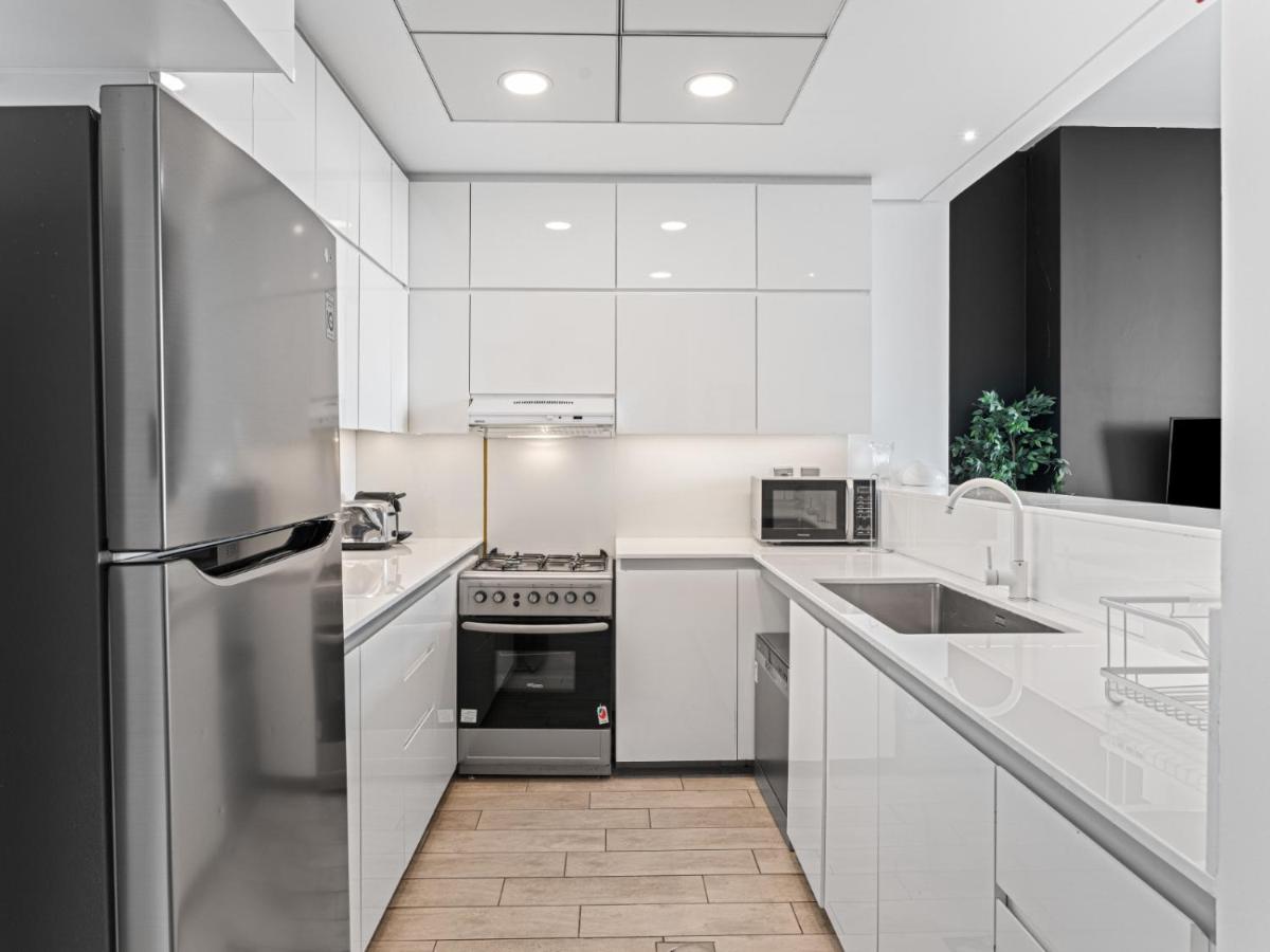 Chic City Escape - 2BR Plus Guest Room at Atria, Business Bay - 5