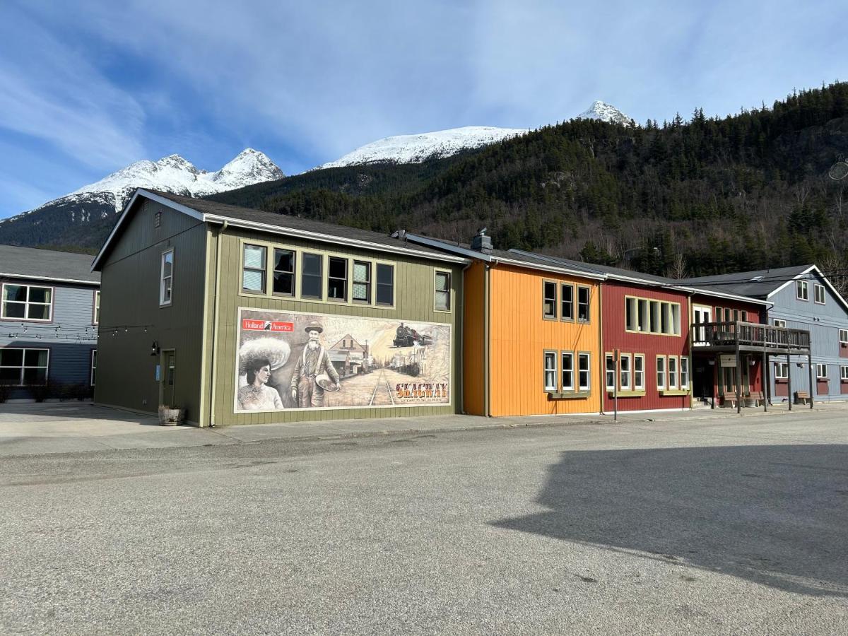 Holland America Skagway Inn — photo 1
