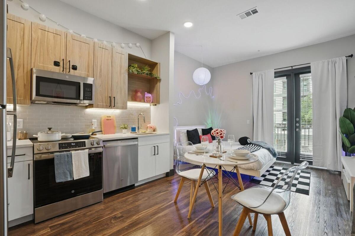 6min to Domain,12min DT Studio with Pool and Free Parking - 2