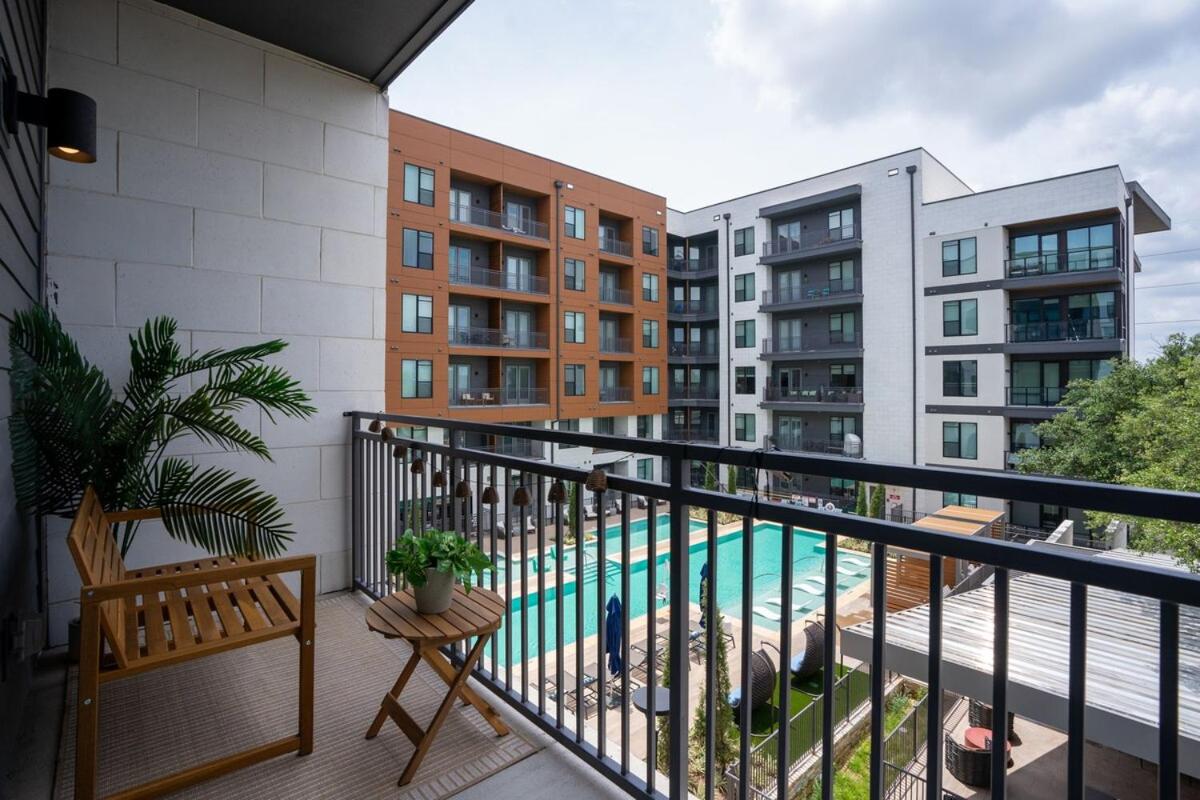 12min DT,6min Domain,Studio with Pool plus Free Parking - 2
