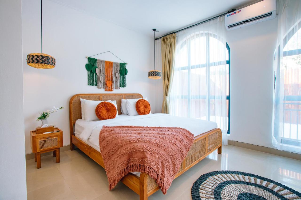 Casa Yo-Na Seminyak - 2