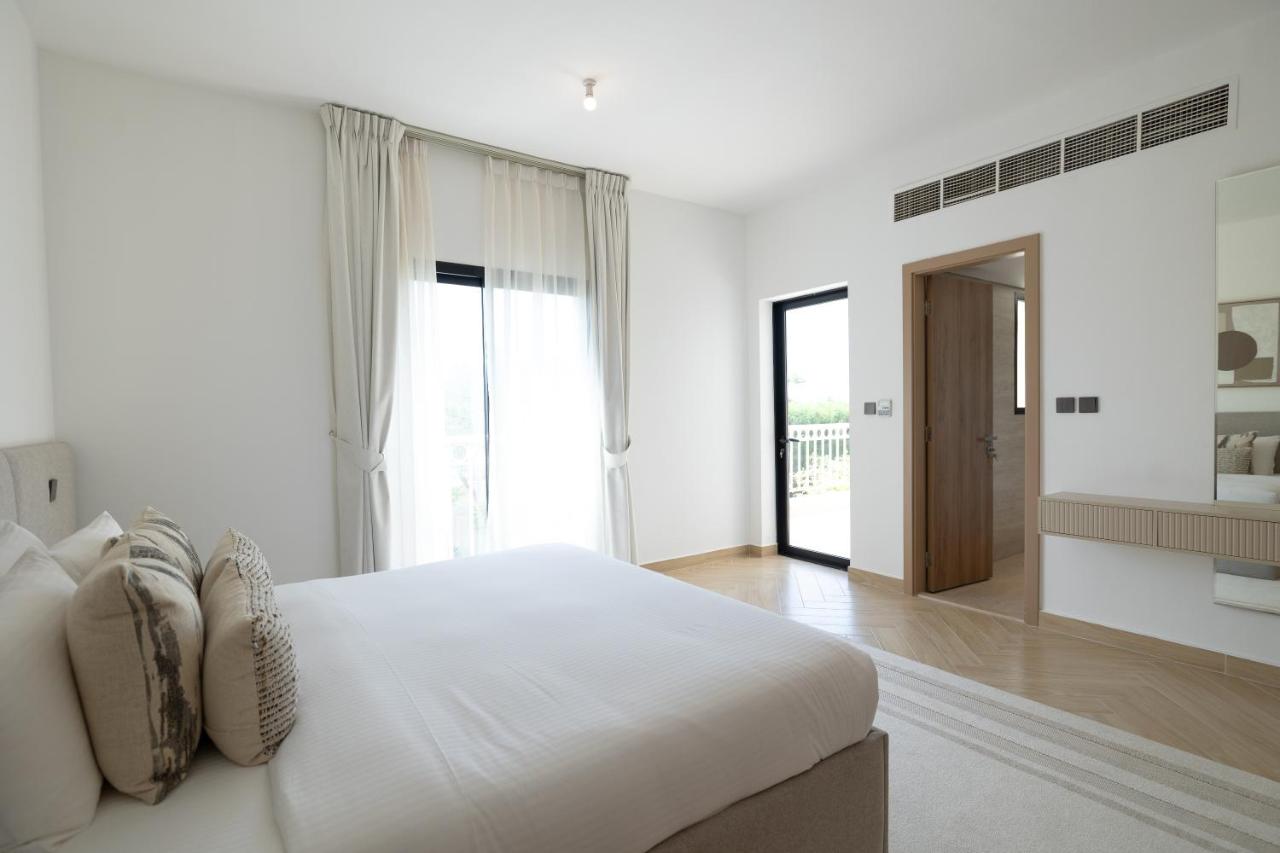 Designer Furnished Villa with Luxury Finishes in Springs 14 - 3