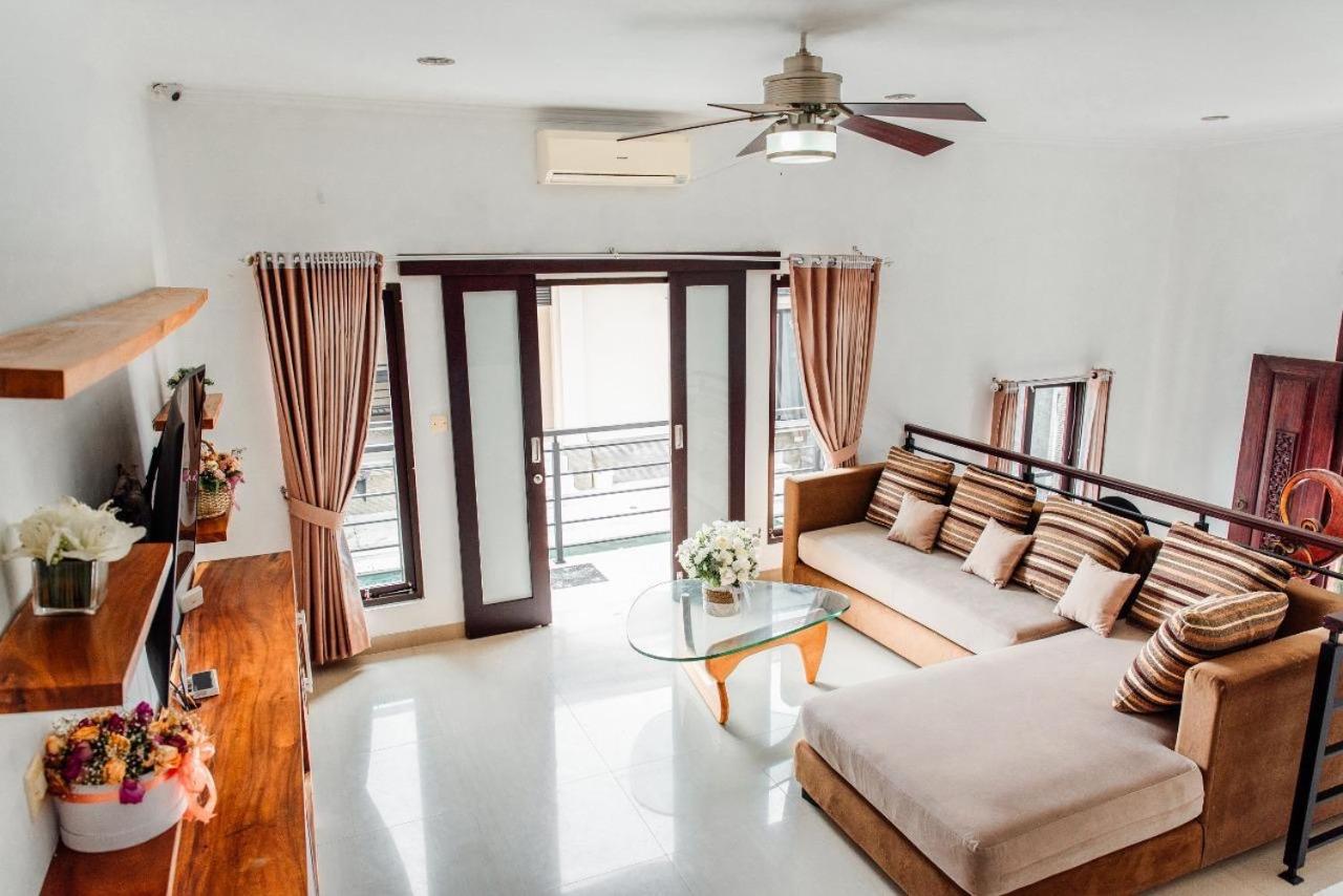 Unique Villa Jimbaran - 5